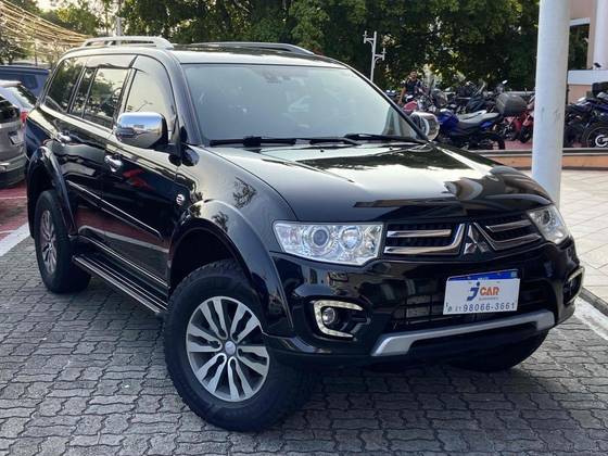 MITSUBISHI PAJERO DAKAR 3.2 HPE 4X4 7 LUGARES 16V TURBO INTERCOOLER DIESEL 4P AUTOMÁTICO